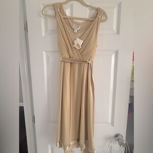 NWT TALBOT - Pure Silk Cream colored  cocktail dress. Sleeveless Size 6